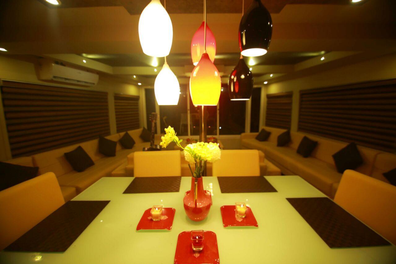 Indiavacationz Houseboats Hotel Alappuzha Exterior photo